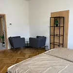 Namesti Frantiska Krizika * Tábor
